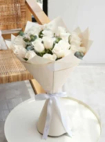 25-white-roses-bouquet-flowers-in-kemer.webp
