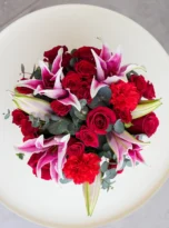 roses-lily-arrengement-flowers-in-konyaalti-2.webp